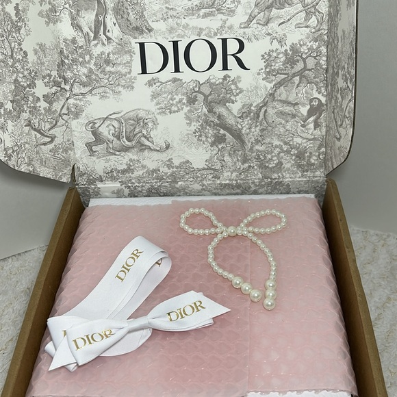 Dior Empty Gift Box 9x9x5 - Picture 1 of 12